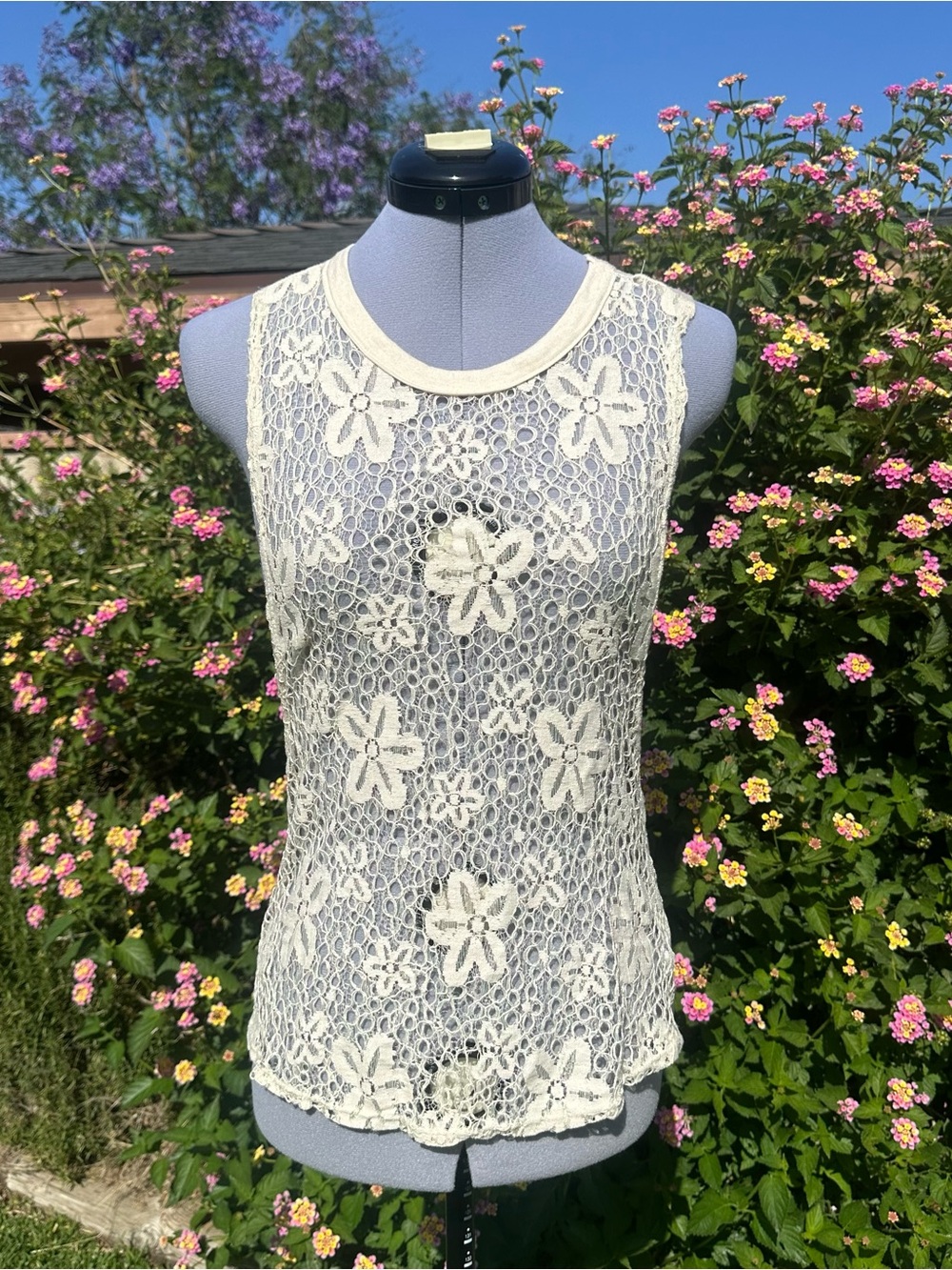 Heart Hips Size Small Tan Beige Lace Coachella Bohemian Floral Tank Top